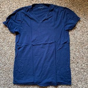 Small Navy Everlane tshirt
